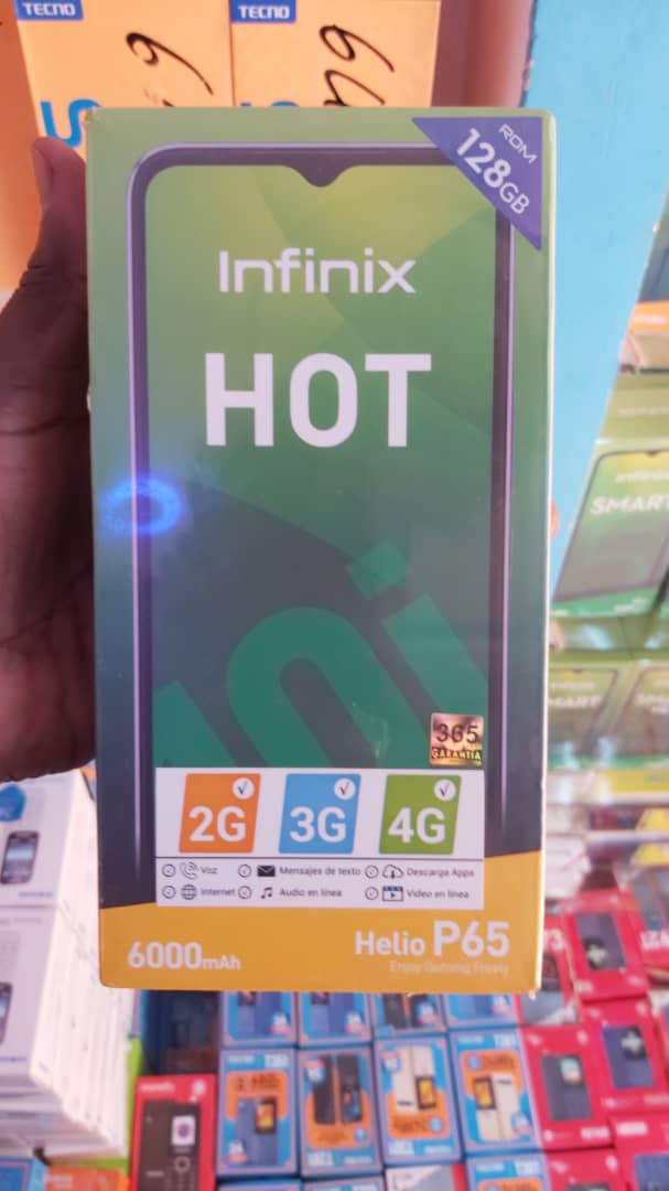 Infinix Hot 128g de disque et 4g de ram