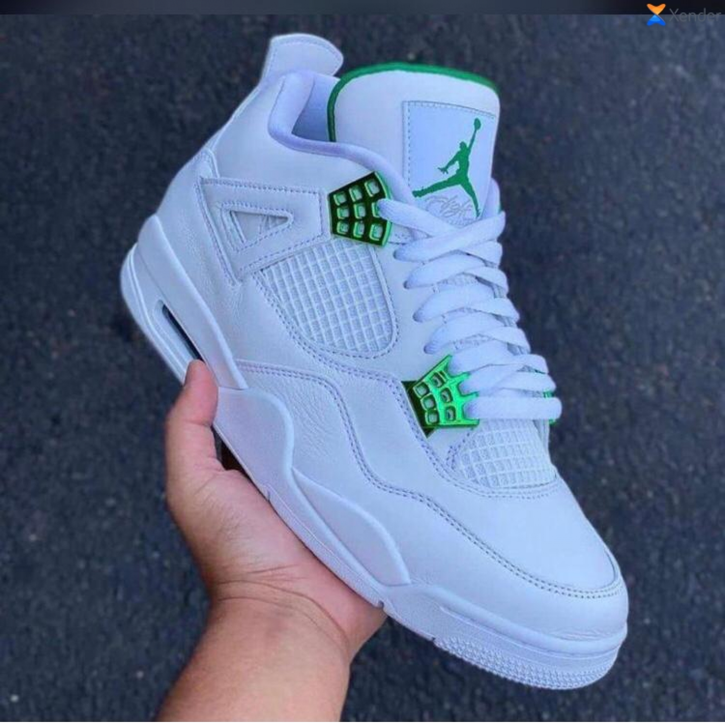 Air Jordan 4