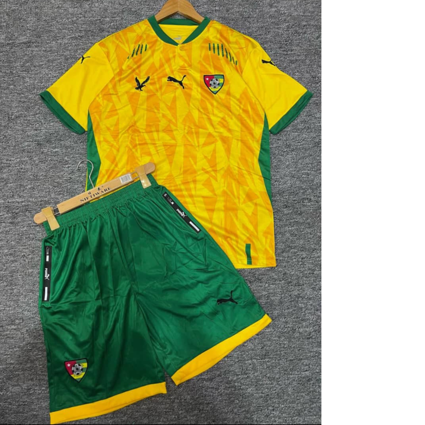 Maillot des éperviers du Togo 