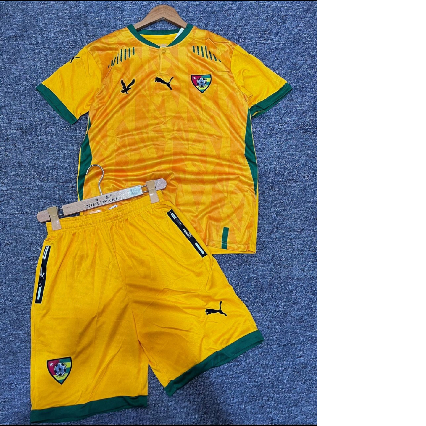 Maillot des éperviers du Togo 