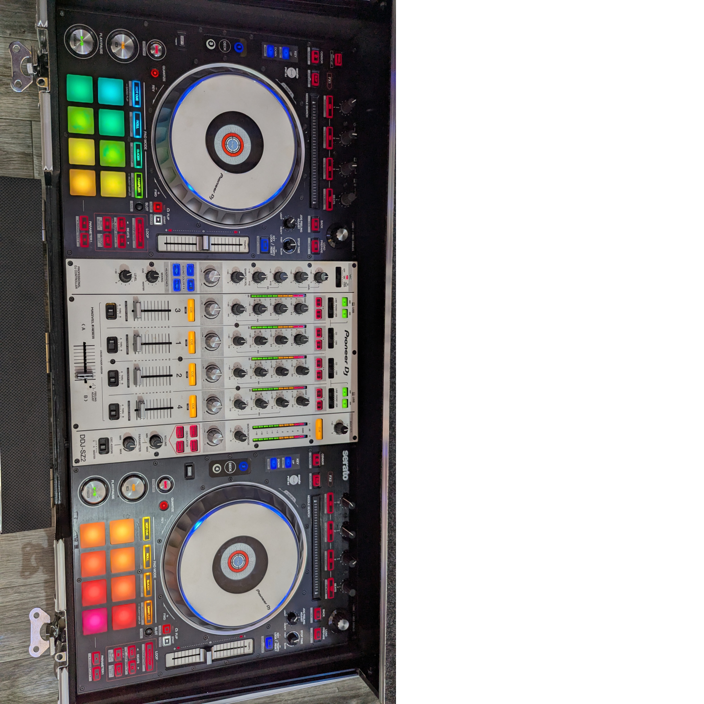 Contrôleur DJ PIONEER DDJ-SZ2