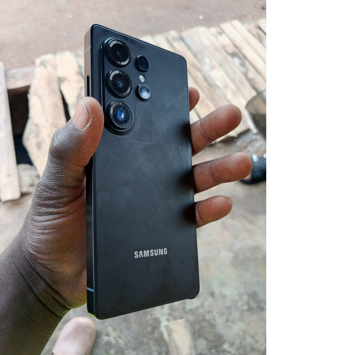 Samsung Galaxy s25 ultra