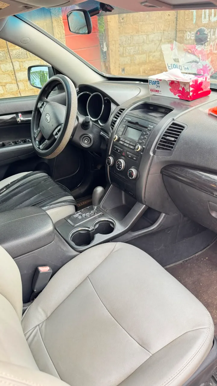 KIA SORENTO 