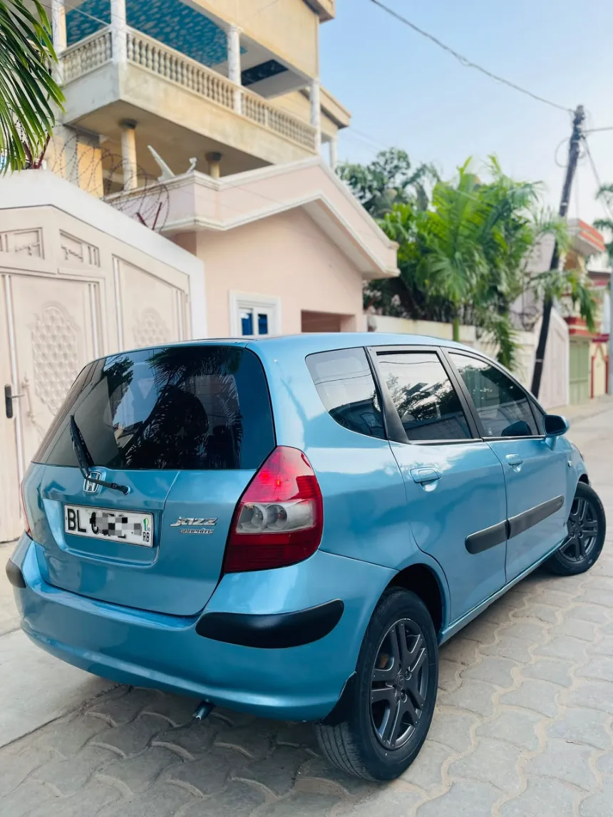 HONDA JAZZ 
