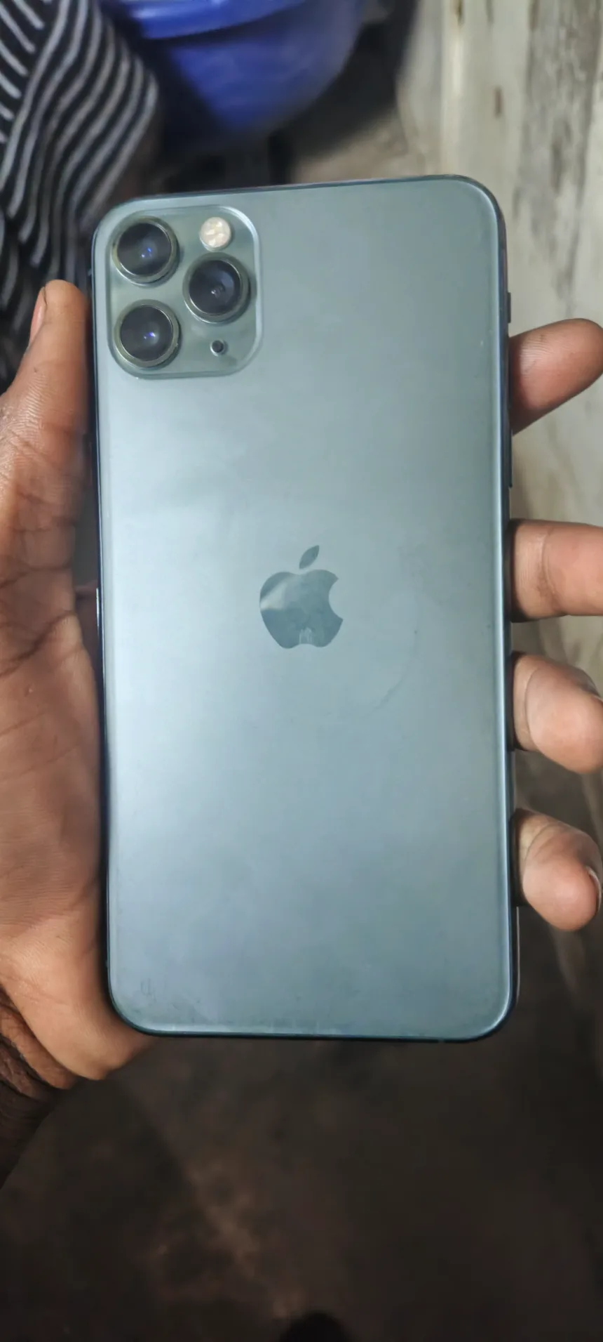 Téléphone iphone 11 pro mqx
