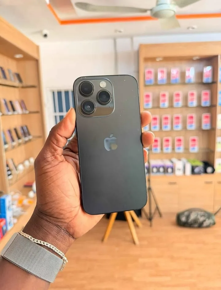 iPhone 15 Pro max 